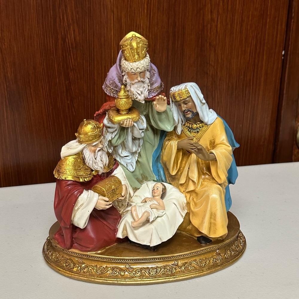 Celebrating Home Nativity Workshiping Three Kings Figurine